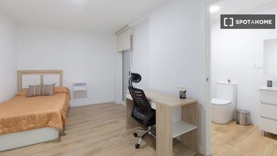 /international/es/alicante-valencian-community-310108556805/