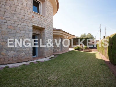 /international/es/serra-valencian-community-310094935646/
