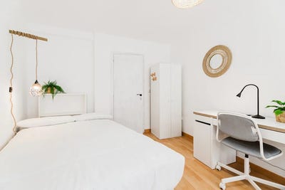 /international/es/carrer-consol-valencia-valencian-community-310095282175/?lang=en