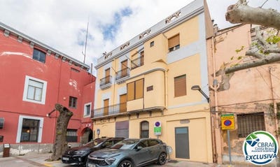 /international/es/lo-jonquera-girona-catalonia-310100277703/