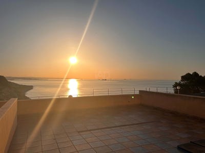 /international/es/cl-roca-peixera-cap-n-s-nuria-salou-catalonia-310108600547/