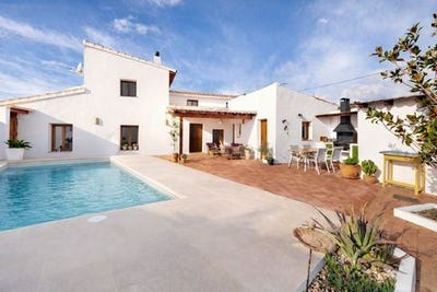 /international/es/vera-andalusia-310105833596/