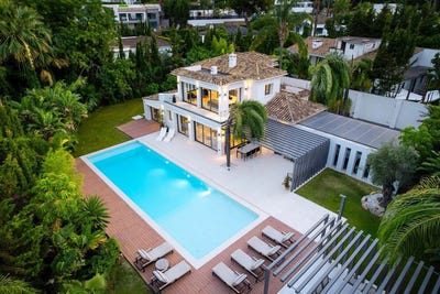 /international/es/nueva-andalucia-andalusia-310120010448/