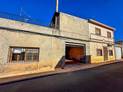 /international/es/pinoso-valencian-community-310106424888/