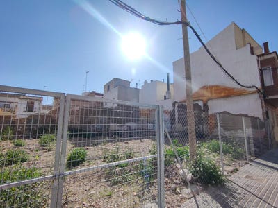 /international/es/dolores-valencian-community-120086311383/