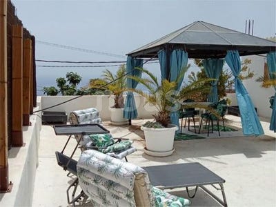 /international/es/tenerife-valencian-community-310105748338/