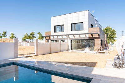 /international/es/boadilla-del-monte-madrid-310101156207/?lang=en