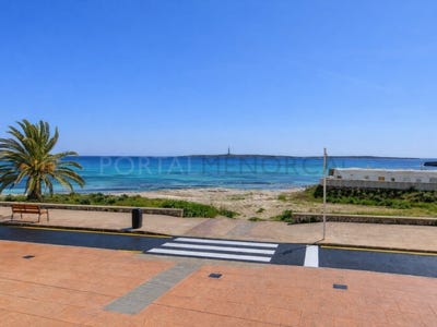 /international/es/sant-lluis-canary-islands-310107432145/
