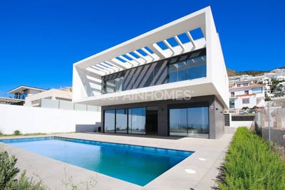 /international/es/benalmadena-retamar-malaga-andalusia-310108244839/