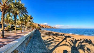 /international/es/roquetas-de-mar-andalusia-310107793665/?lang=it