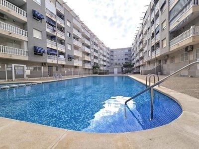 /international/es/torrevieja-valencian-community-310108973837/