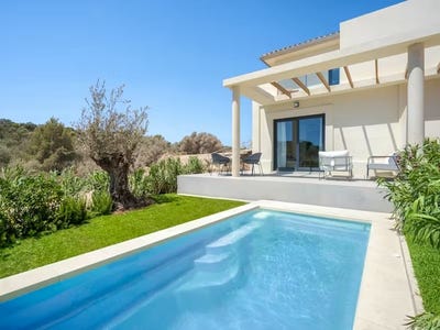 /international/es/202-av-geranis-cala-romantica-balearic-islands-310101736809/
