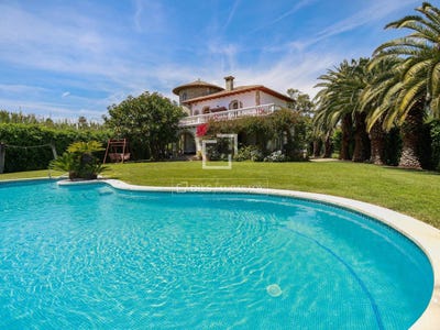 /international/es/cambrils-catalonia-120086157292/
