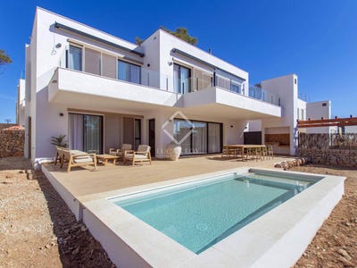 /international/es/es-mercadal-balearic-islands-120081070831/