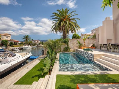 /international/es/empuriabrava-catalonia-310110358695/