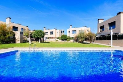 /international/es/de-mas-de-n-bosch-cambrils-catalonia-310106832476/