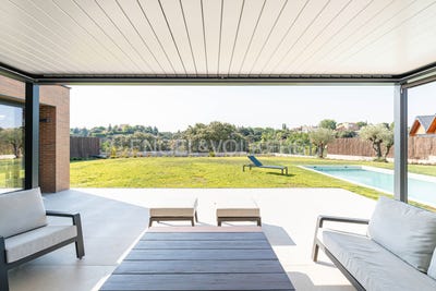 /international/es/las-rozas-de-madrid-madrid-310100637657/