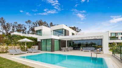/international/es/marbella-valencian-community-120088732872/