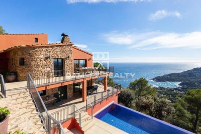 /international/es/begur-catalonia-310100742184/