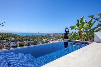 /international/es/avinguda-dels-garrofers-sitges-catalonia-310108421696/