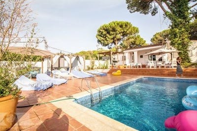 /international/es/villablanca-andalusia-120086758957/