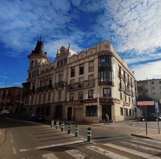 /international/es/avenida-murallas-astorga-castile-and-leon-310119781367/