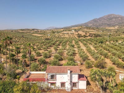 /international/es/casarabonela-andalusia-310109909235/
