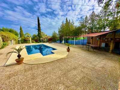 /international/es/calle-londres-guillena-andalusia-310108157103/