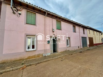 /international/es/matanza-de-los-oteros-castile-and-leon-310106509260/