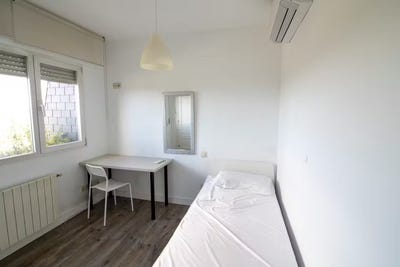 /international/es/calle-burgos-pozuelo-de-alarcon-madrid-310093833783/
