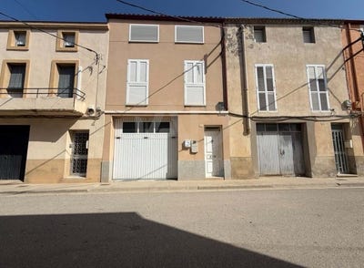 /international/es/carrer-d-orient-ivars-d-urgell-catalonia-310107616977/