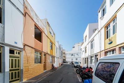 /international/es/arguineguin-casco-mogan-canary-islands-310095624662/