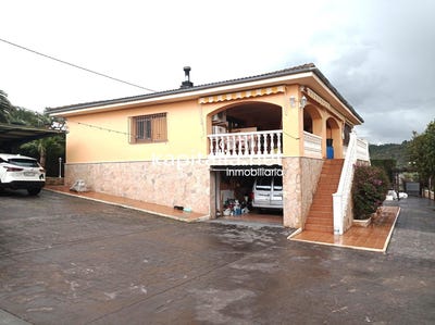 /international/es/benillup-valencian-community-310099891135/?lang=id