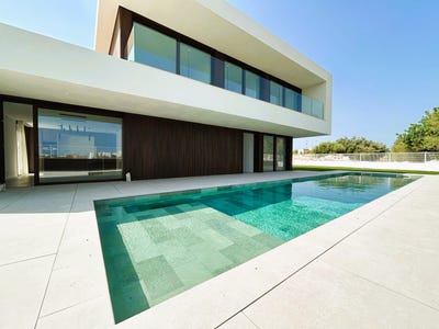 /international/es/7-carrer-de-l-alguer-sant-llorenc-des-cardassar-balearic-islands-310101732304/