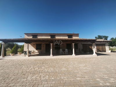 /international/es/diseminado-diseminados-vara-de-rey-castile-la-mancha-310108482036/
