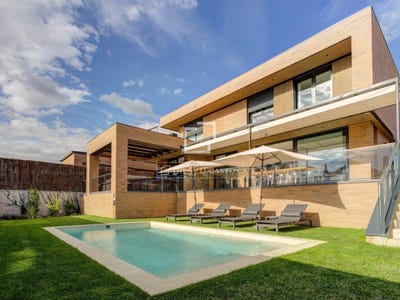 /international/es/las-rozas-de-madrid-madrid-310107888179/