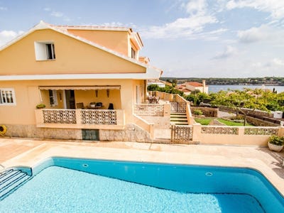 /international/es/es-castell-balearic-islands-310109223004/?lang=th