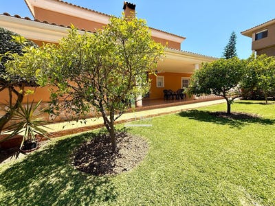 /international/es/mutxamel-valencian-community-310099950644/