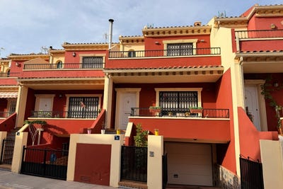 /international/es/catral-valencian-community-310107921914/
