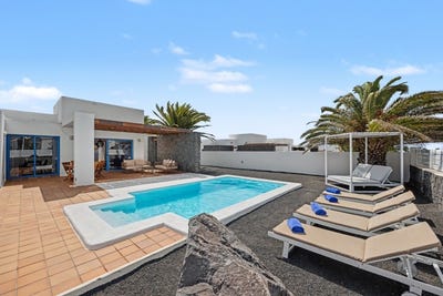 /international/es/playa-blanca-canary-islands-310108701281/?lang=de