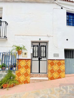 /international/es/canillas-de-albaida-andalusia-310101533828/?lang=en