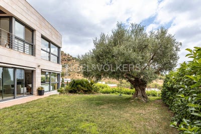 /international/es/esplugues-de-llobregat-catalonia-310101228078/