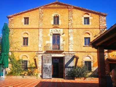 /international/es/carrer-de-la-guatlla-portimao-catalonia-310107559491/