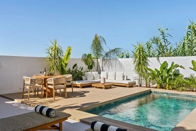 /international/es/marbella-nueva-andalucia-malaga-spain-marbella-andalusia-310108422365/