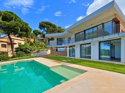 /international/es/begur-catalonia-310101418919/?lang=en