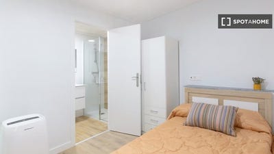 /international/es/alicante-valencian-community-310108559316/