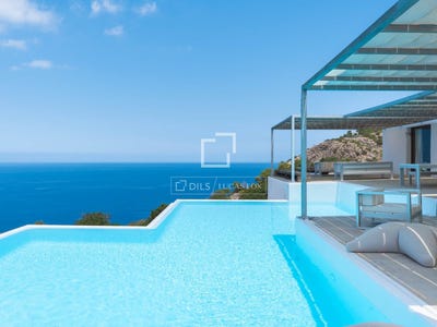 /international/es/port-de-sant-niquel-balearic-islands-310099352106/