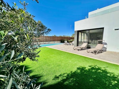 /international/es/orihuela-a-orihuela-valencian-community-310108922924/