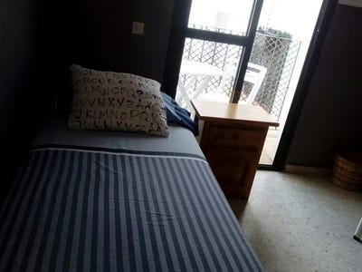 /international/es/calle-tintes-sevilla-andalusia-310093846442/