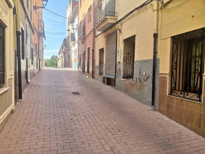 /international/es/llutxent-valencian-community-310105943337/